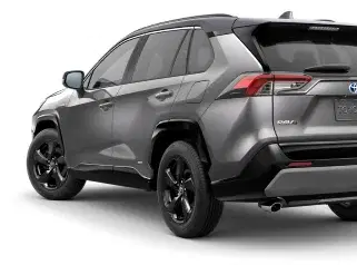 Vista posteriore di un elegante SUV Toyota RAV4 grigio, parte di una flotta di oltre 50 veicoli moderni: perfetto per esigenze di trasporto affidabili e stilose.