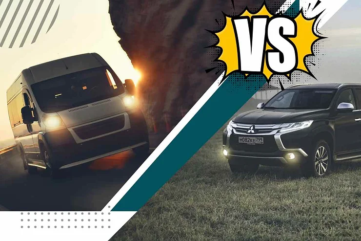 Un'immagine divisa a metà mostra un minivan a sinistra al tramonto e un SUV a destra in un campo. Al centro dell'immagine c'è la scritta 